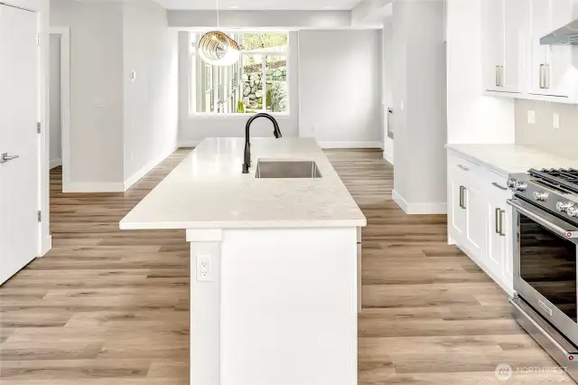 Bright and spacious layout