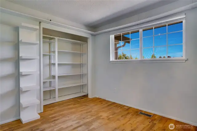 3rd bedroom.