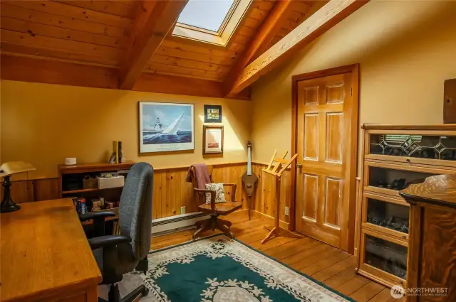 Apartment office