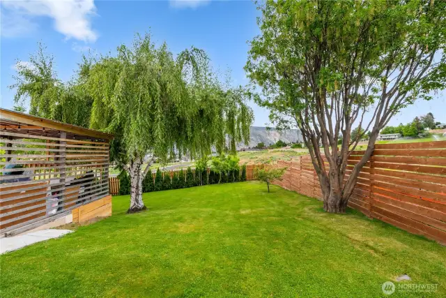 Don't miss the covered entertaining area.