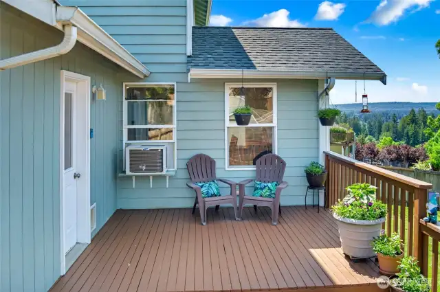 Back Deck off the utiliy room.