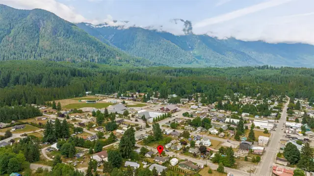 Mountain Views Surround you in Darrington!