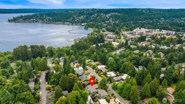 So close to Lake Washington, beach, parks, trails, shops, and restaurants.