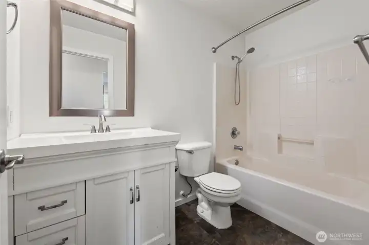 Hallway full bathroom