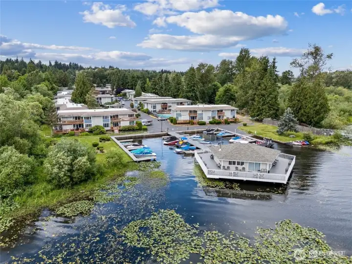Beautiful Waterfront on Lake Sammamish!
