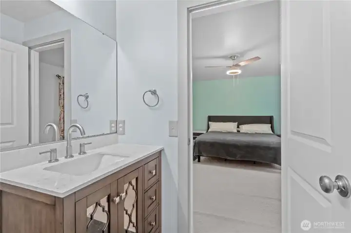 Primary En Suite Bath w/New Vanity and Tile Floors