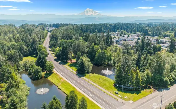 Sunrise Fountain Entrance! This is the closest entrance to Cambria, the neighborhood where Sunrise was born. Welcome home!