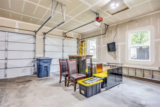 3 car garage with nice, high ceilings.