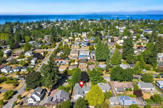 Fantastic location in the Roxhill neighborhood of West Seattle.