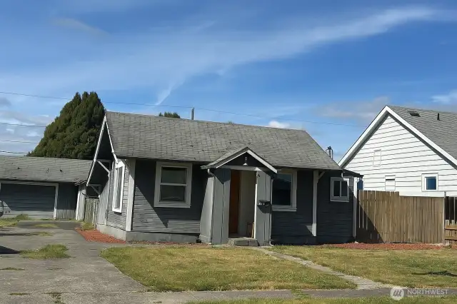 1 Bedroom 1 Bath. Offered at 204,900