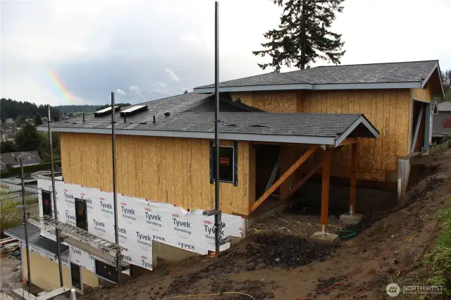 Composition roof.