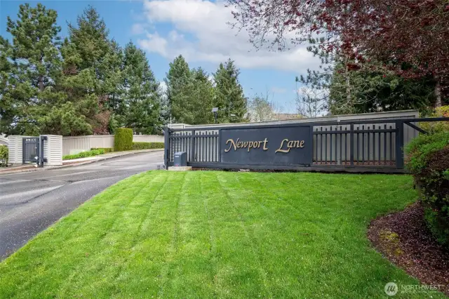 Gated Community right by the golf course!