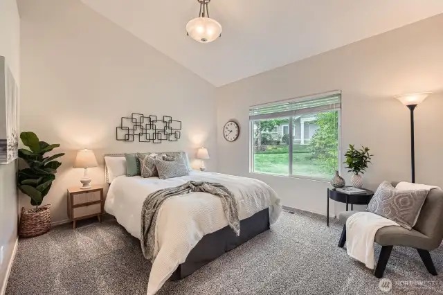 Primary with ensuite 1.75 bath and walk in closet