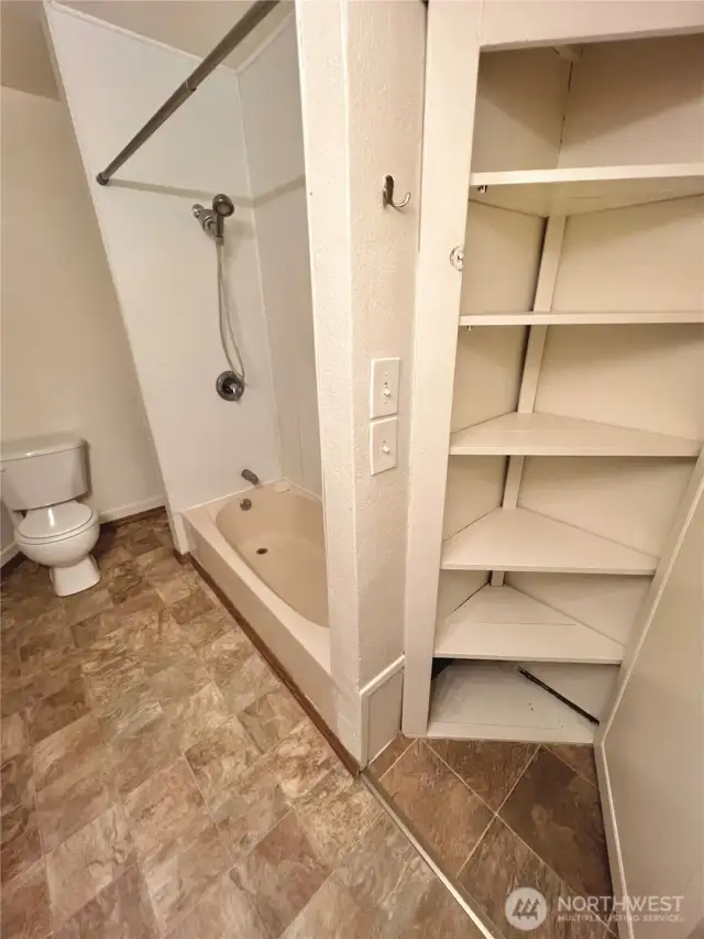 Full Bathroom - Upstairs