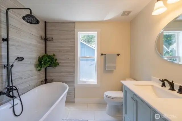 Fully Updated Bathroom