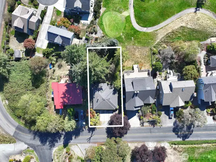 Estimated property lines.