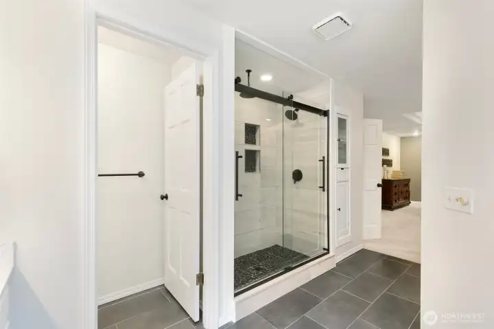 Double head shower with lighting