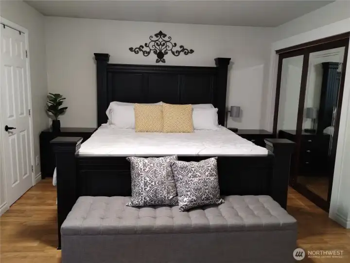 Master bedroom snapshot