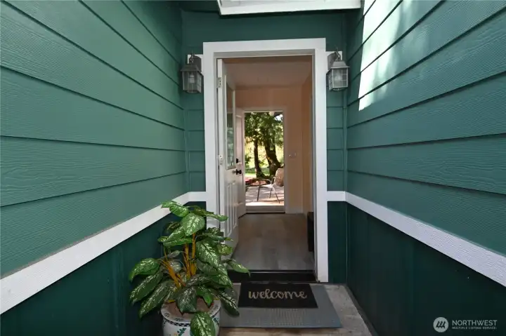 Welcome ~ let's tour the inside...