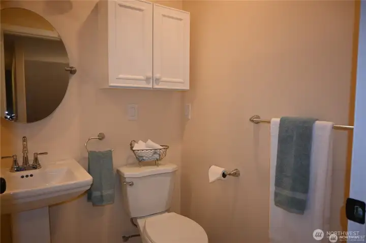 2nd floor full bath