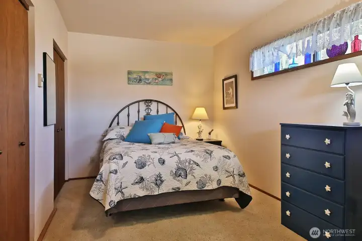 Entry level Flex Space.