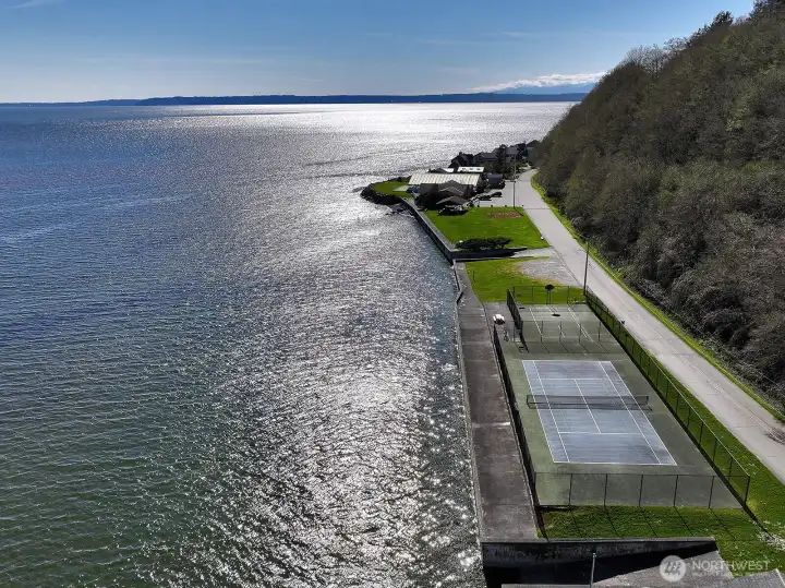 Community Beach Amenities - Sport Court, Boat Launch, Basketball Court, Indoor Swimming Pool, Playground & BBQ area and Clubhouse.