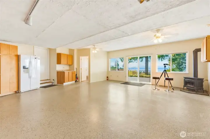 Fully Finished Garage with 1/2 Bath, Wet Bar, Gas Fireplace