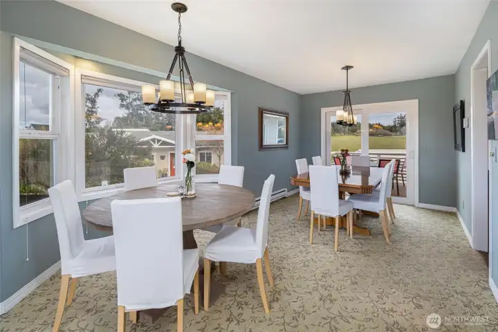 Inn dining room
