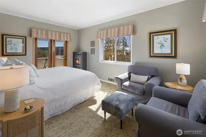 Bay Laurel Room
