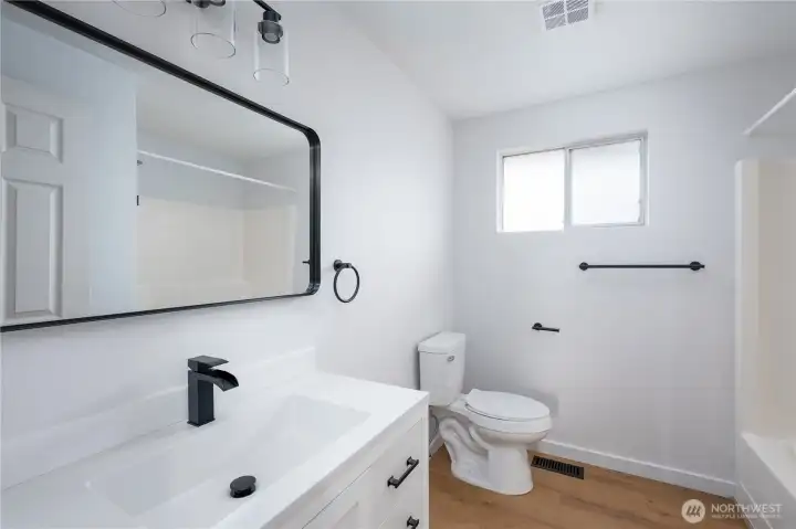 Unit B Upstairs bathroom.