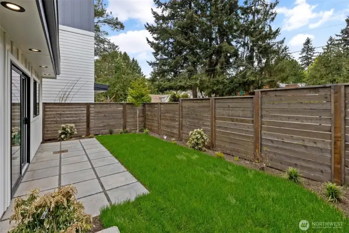 Big private fenced yard!