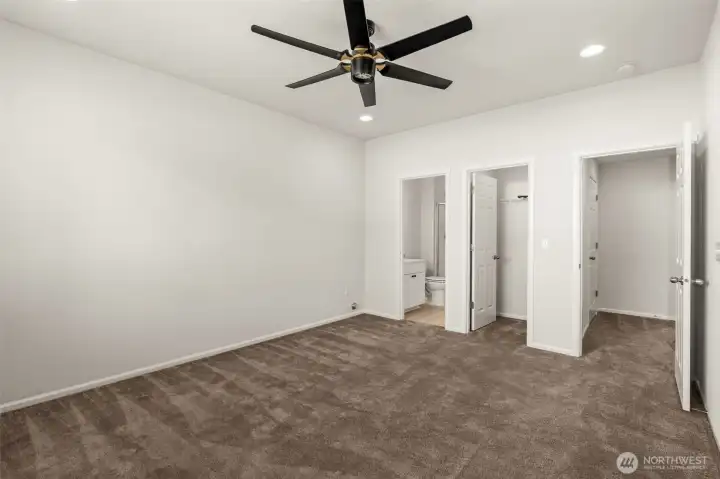 Primary suite