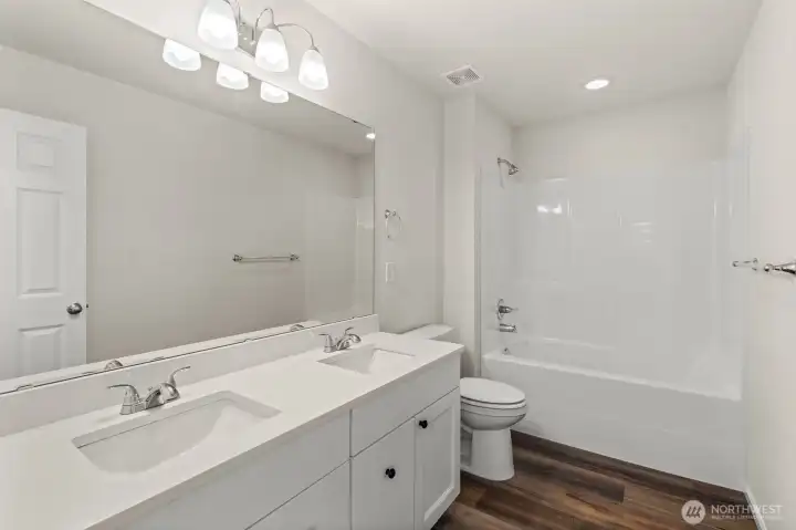 Upper level hall bathroom