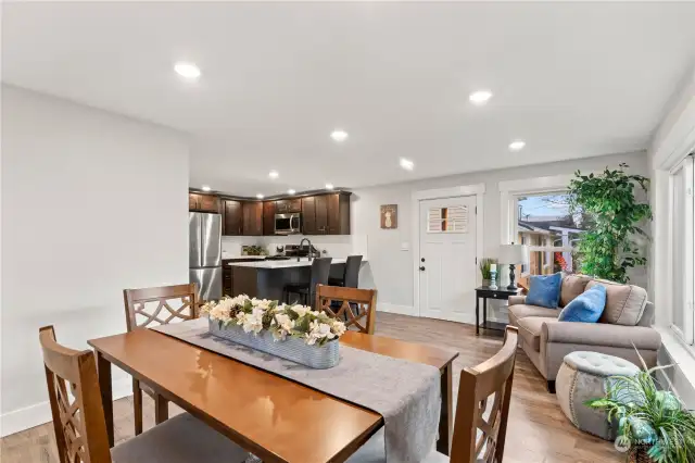 This is an Entertainment Lover's Dream! Large Dining Room and Kitchen Peninsula for more seating!