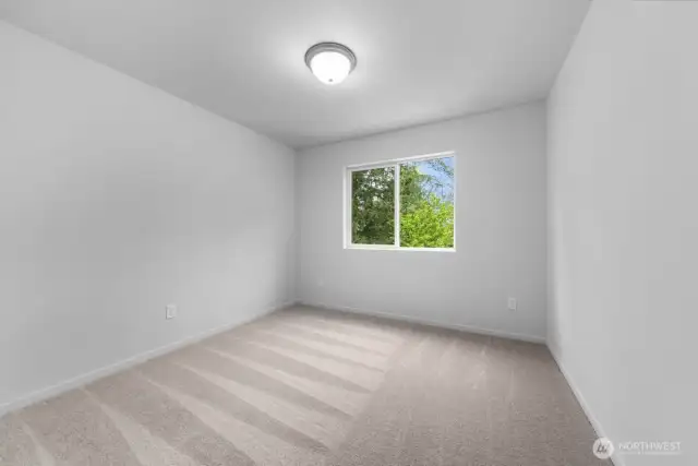 Photographs are for illustrative purposes only. Features, finishes, interior/exterior colors, landscaping and floorplan shown may vary from actual homes built.