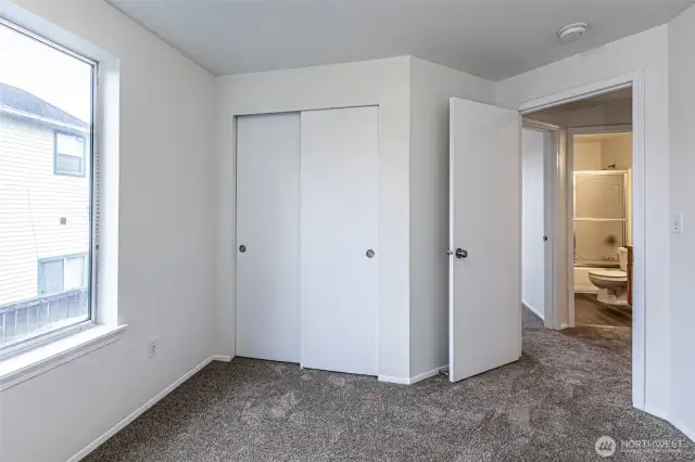 Main Flr Bedroom