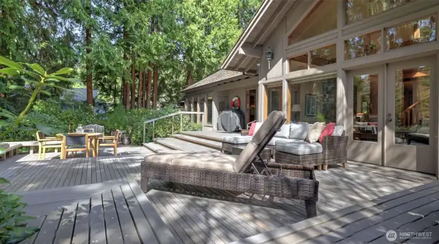 Image yourself relaxing on this secluded deck enjoying the sounds of nature.