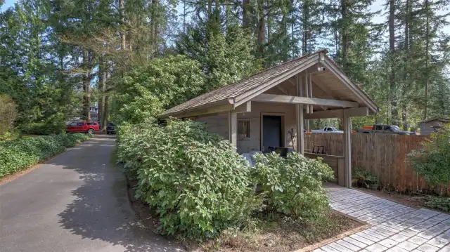 Large shed to store all of your water toys and gardening tools.