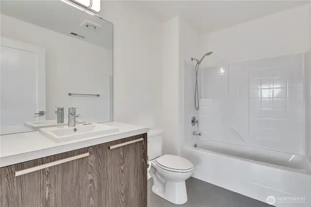 Bathroom 4
