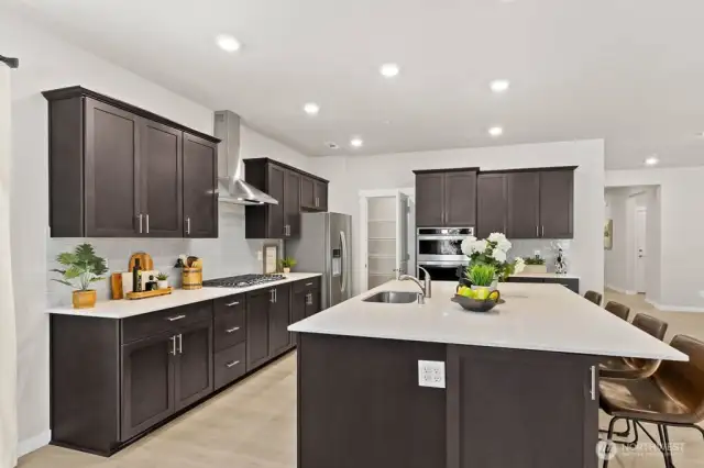 Photo rendering is representational. Actual home is under construction and finishes, elevation, and paint colors may vary. See site agent for details.