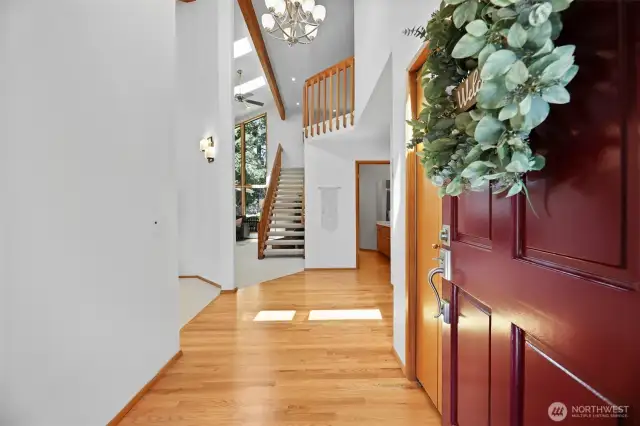 Beautiful freshly polished hardwood floors. Fully refinished in February 2022.