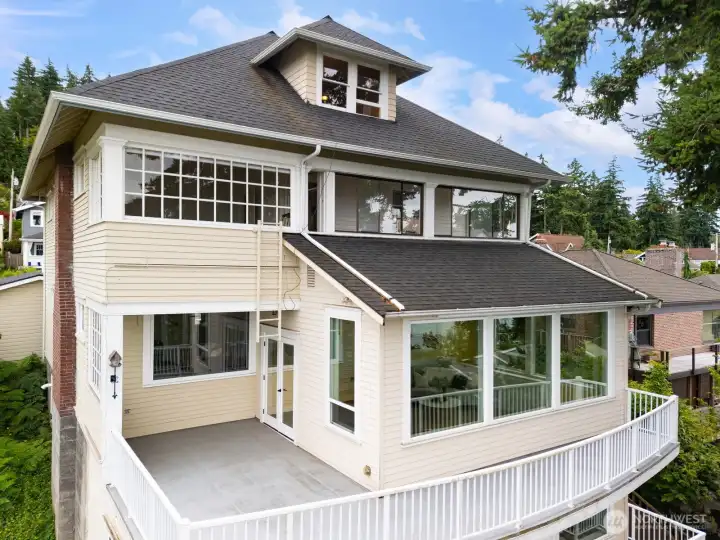 Looking at the north side of the home as well as the west facing side of this wonderful home.