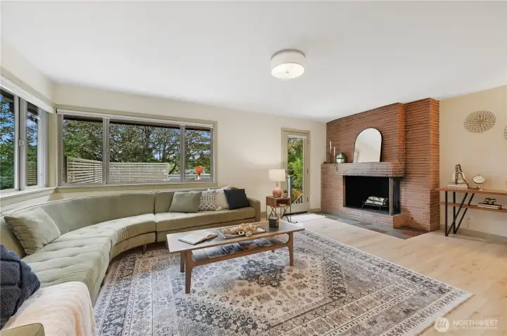 Walls of windows bring the outdoors in.