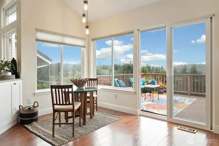 The seamless indoor-outdoor living experience is warm and welcoming.