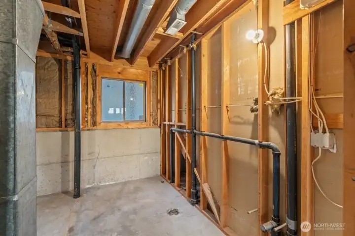 Basement plumbed for a 3/4 bath