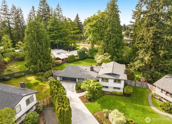ithis beautifully updated home sits on A private park-like lot with a fenced yard.