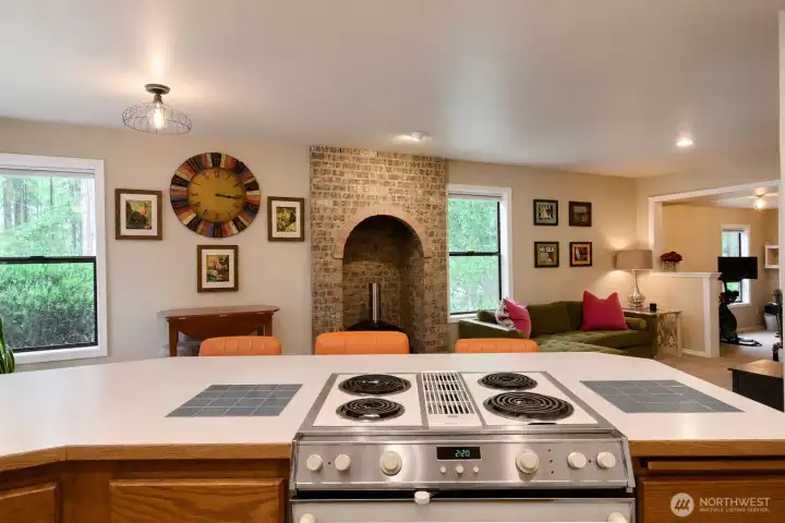 A fuller view of the kitchen, family room and flex room. Lots of windows, lots of light and sunshine A fuller view of the kitchen, family room and flex room. Lots of windows, lots of light and sunshine