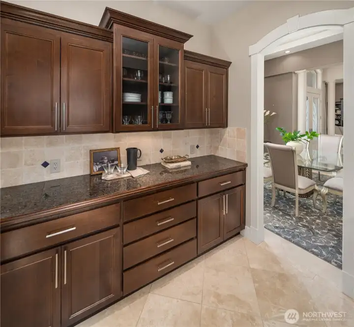 Convenient Butlery with built in cabinetry~