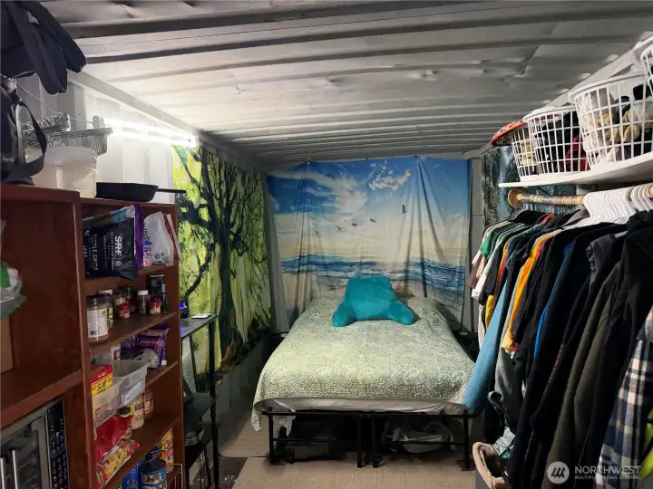 Guest bed in #1 Shipping container