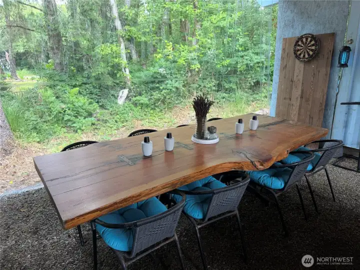 Beautiful large table with chairs
